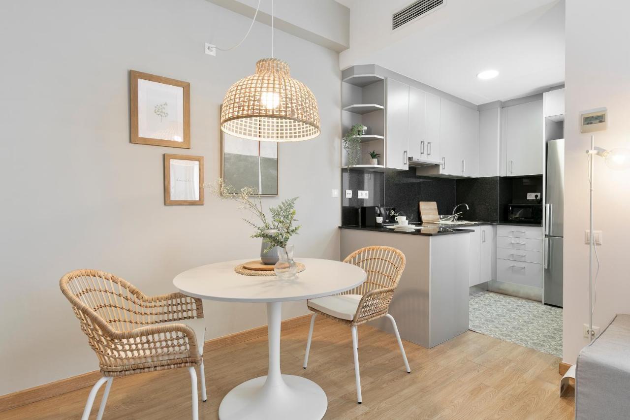 Apartmán Click&Flat Sugranyes Barcelona Exteriér fotografie